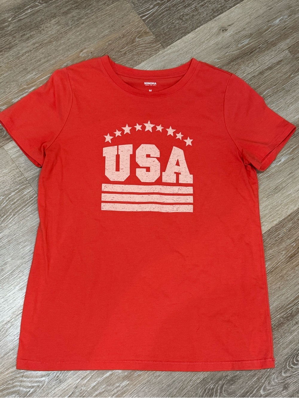 Sonoma Orange USA Graphic T-Shirt. Size Medium.
